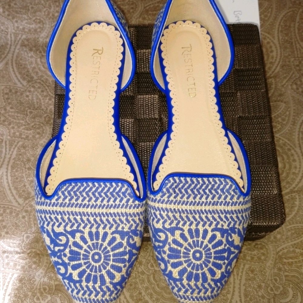 Gorgeous Flats